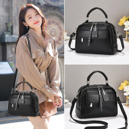 High end ladies' handbag (Black Color)