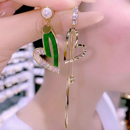 Korean Style Dynamic Heart Earrings-121